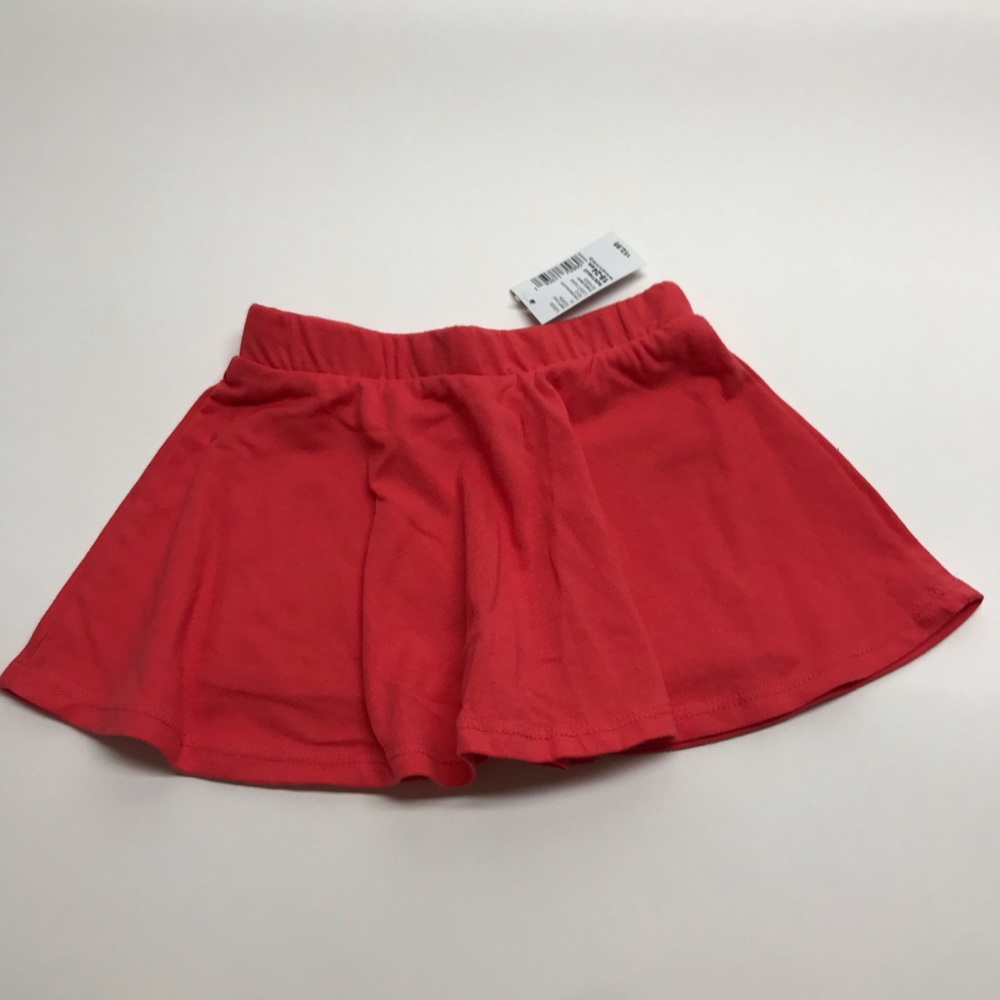 Red skirt